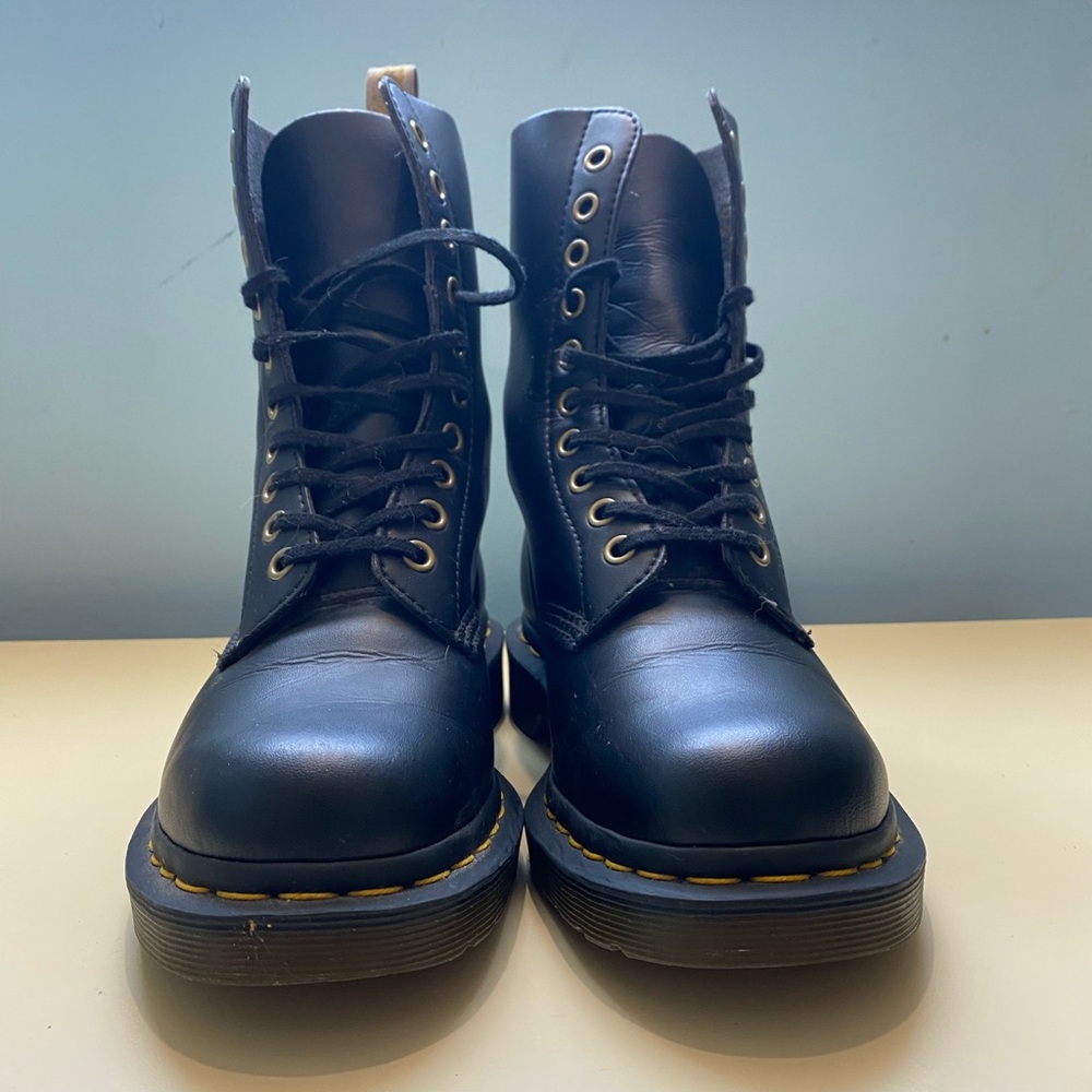 Dr. Martens 1460 Women's Original Smooth Leather Lace Up Boots - Black